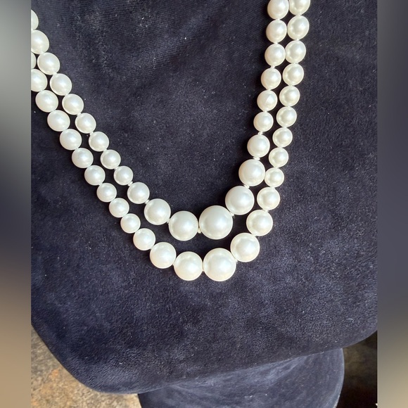 Vintage 50-60’s faux pearls, marked Japan, hand knotted, 2 strand, graduated sz - Picture 6 of 9